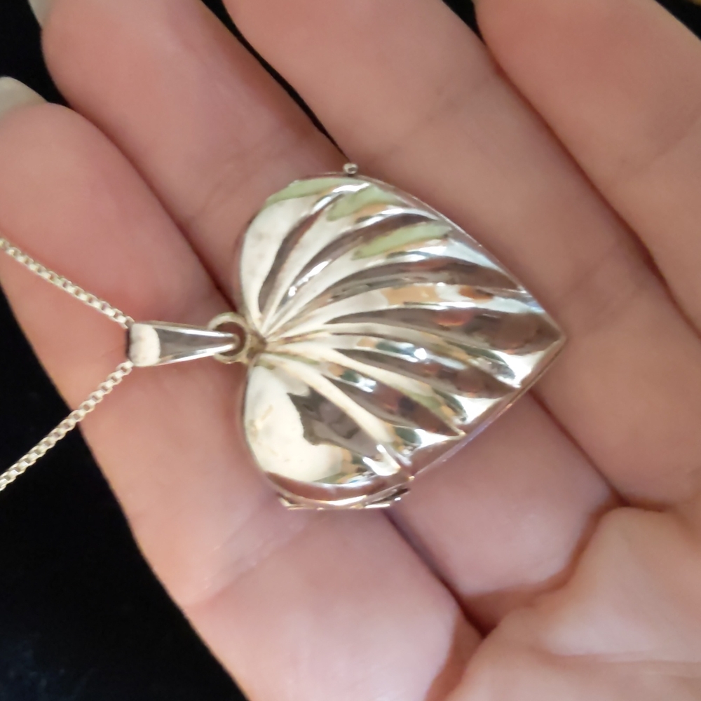 Vintage Heart Locket